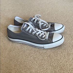 Converse Chuck Taylor All Star Low Men’s Size 10